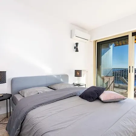 Sur Mer:appartement-villa, Vue Mer, Jardin, Parking. Villefranche-sur-Mer