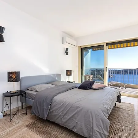 Sur Mer:appartement-villa, Vue Mer, Jardin, Parking.